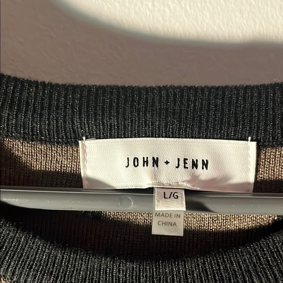 Black and Tan Floral Long Sleeve Dress - Picture 2 of 6